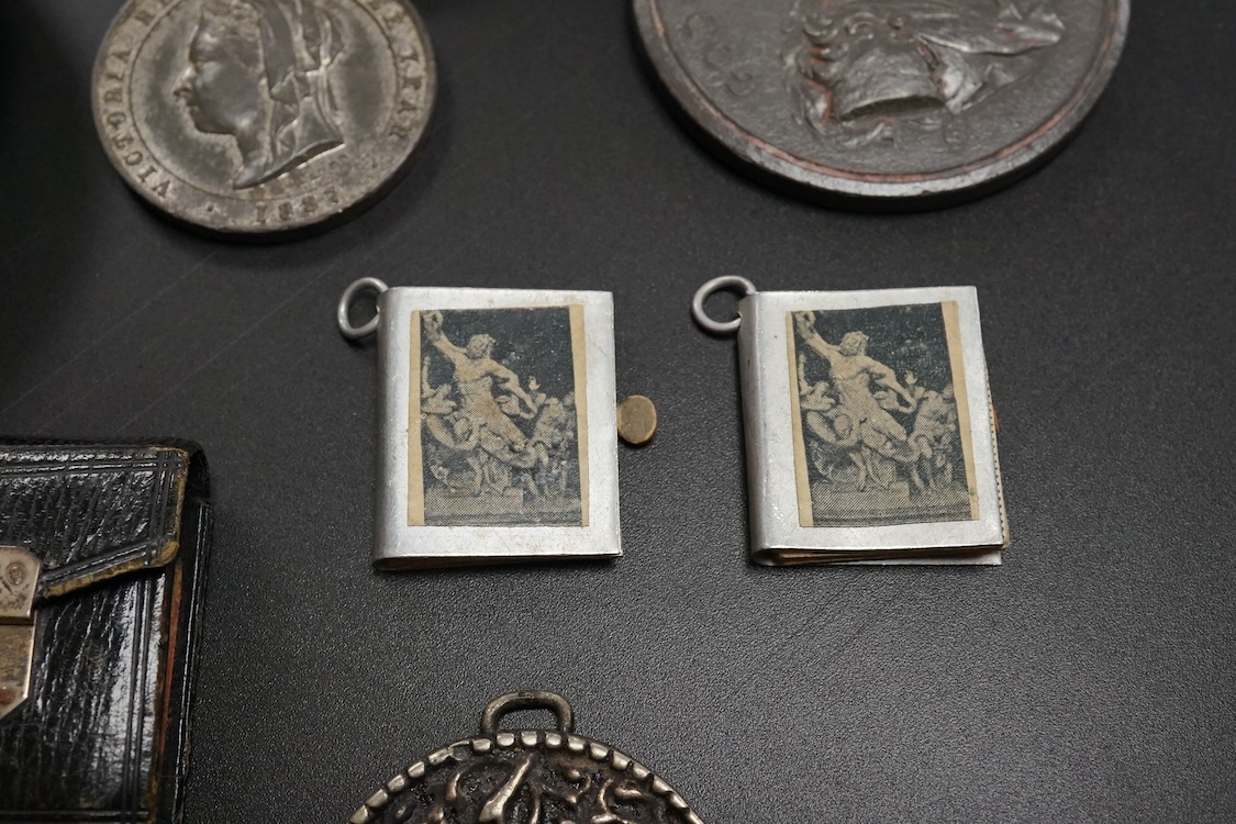 Objects of vertu and medals, including two Paris porcelain painted brooches, a leather cased almanac for 1827 and a painted ‘I Love You’ metal patch box